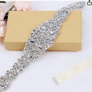 NWT Tendaisy Wedding Belt Woman’s Rhinestone Sash